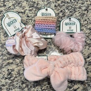 🆕 Wicked Hair Accessories by Scunci. NWT!💥